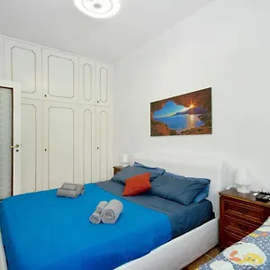 casa-dica.hotelitalianriviera.com/